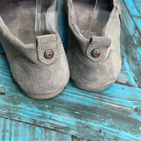 Bobs From Skechers Memory Foam Slip ons Size 7 - Picture 7 of 11